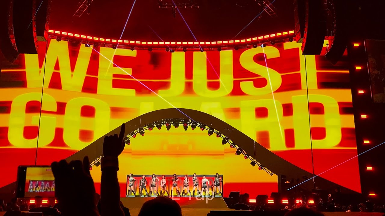 TWICE - Go Hard 4K60 Fancam @ TWICE ‘Ready to Be’ Tour Oakland Day 1 (6/12/23)