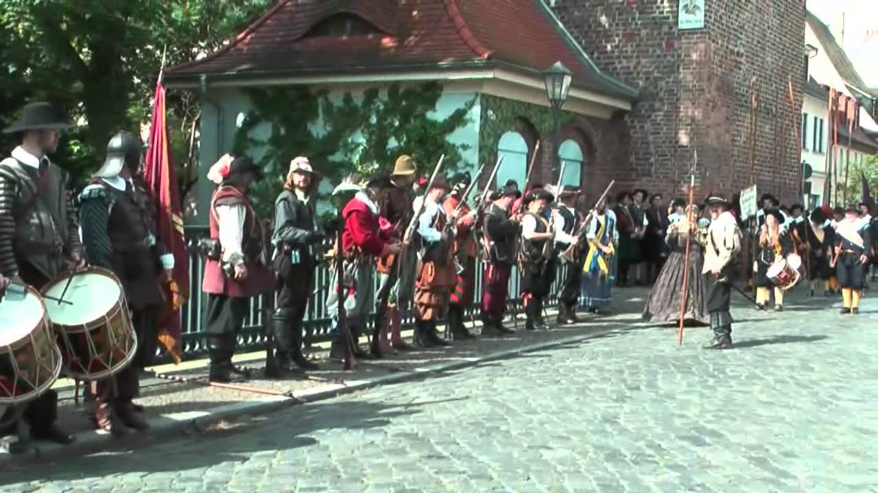 Peter und Paul Stadtfest Delitzsch 2014 - Ehrensalut