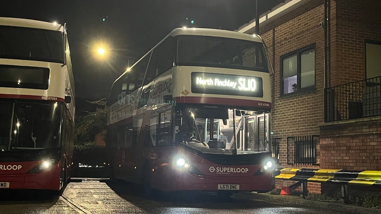 FRV. Ratp Group Superloop Route SL10. Harrow Bus Stn - North Finchley. E400 EV BCE47088 (LG71 DWC)