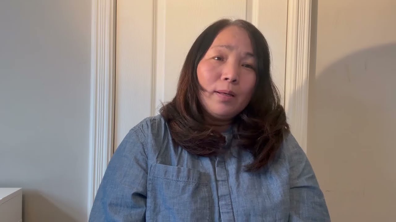 གཡང་སྒྲུང་སྟན་འཛིན།  ཁོང་གི་བྱ་བཞག། ཁོང་གི་ལ་རྒྱ་། བོད་མི་རིགས།