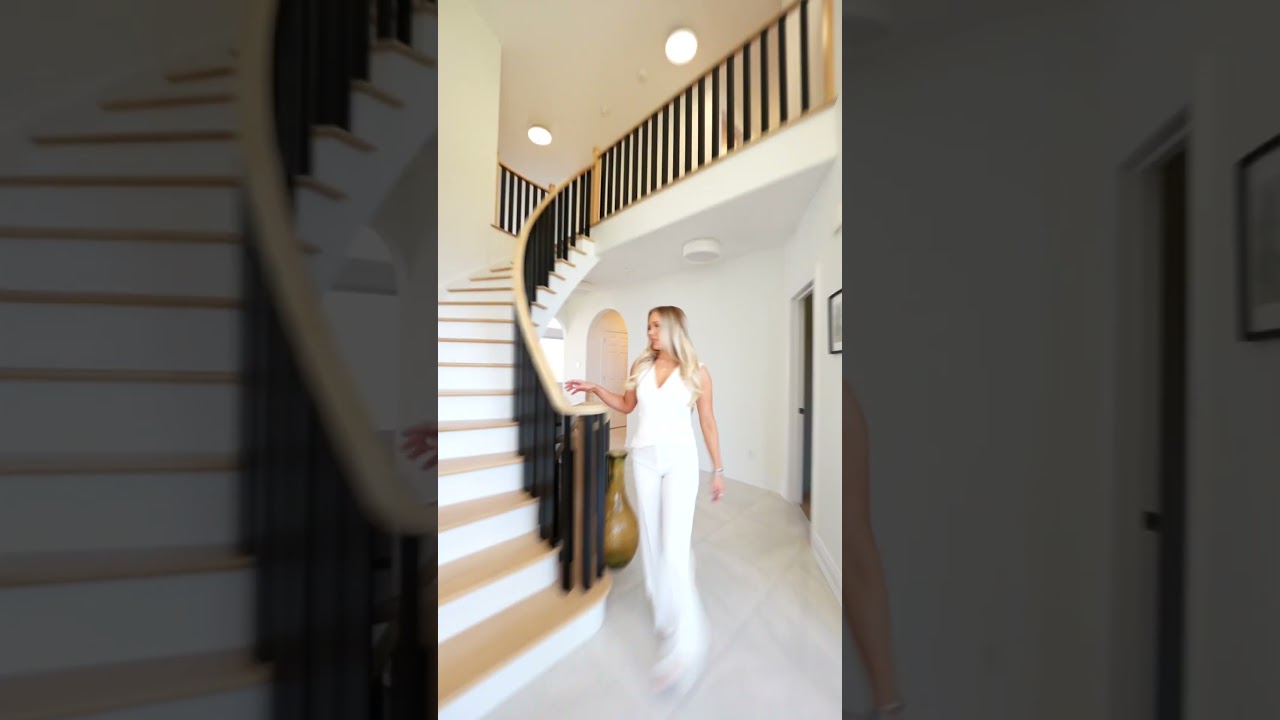 5435 Mansel Crescent