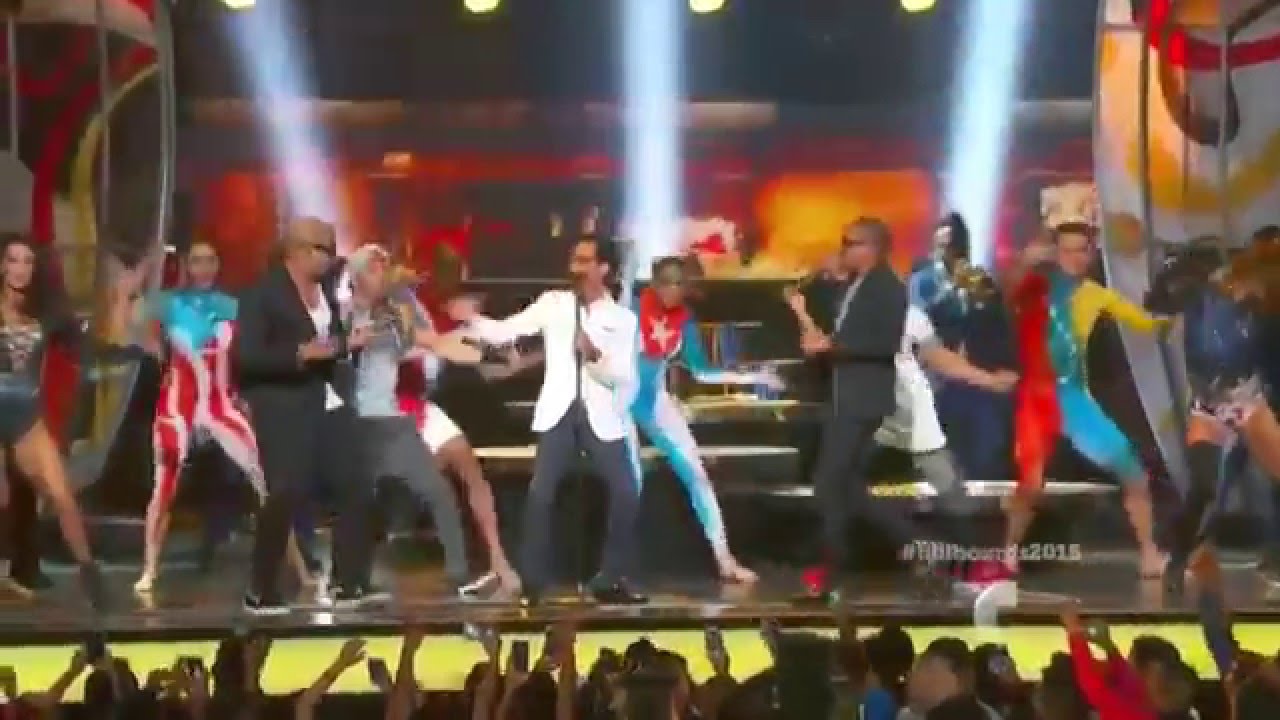 Gente de Zona ft  Marc Anthony La Gozadera en los Premios Billboard 2015