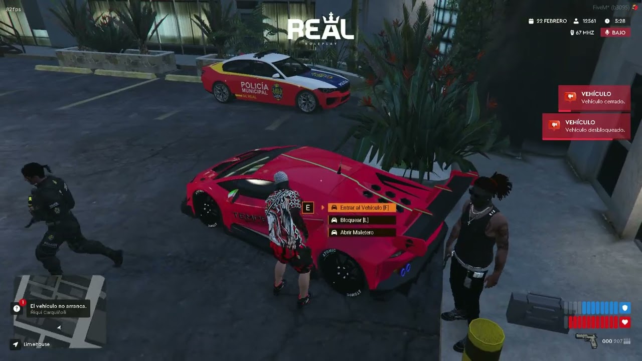 escapando de la policia jajajaajaj