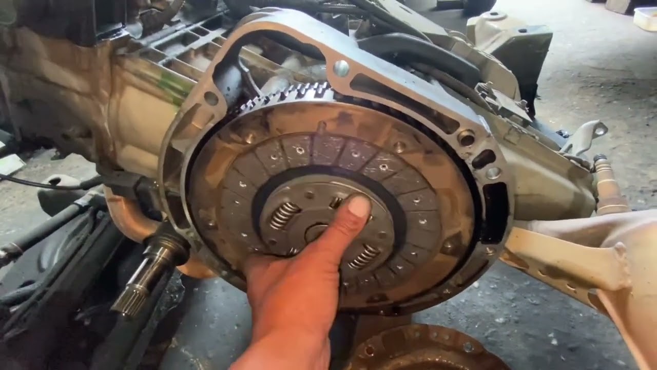 Como saber se a embreagem está com defeito . Demonstração no motor e como fazer o teste prático.