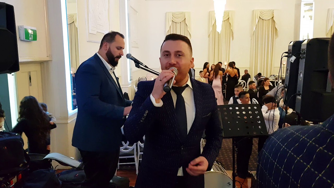Assyrian Singer Zaia Marogi .. live wedding