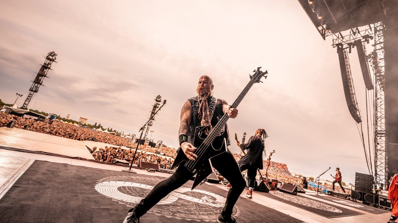 Bass Musician Magazine Interviews Chris Kael
