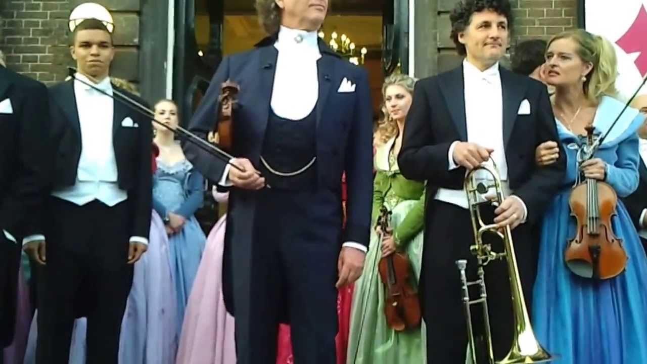 Waiting for Andre Rieu's concert Maastricht 2011