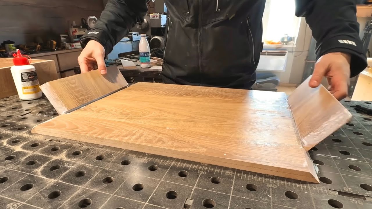 Look what a useful thing I made for the house from an ordinary profile pipe and a board!