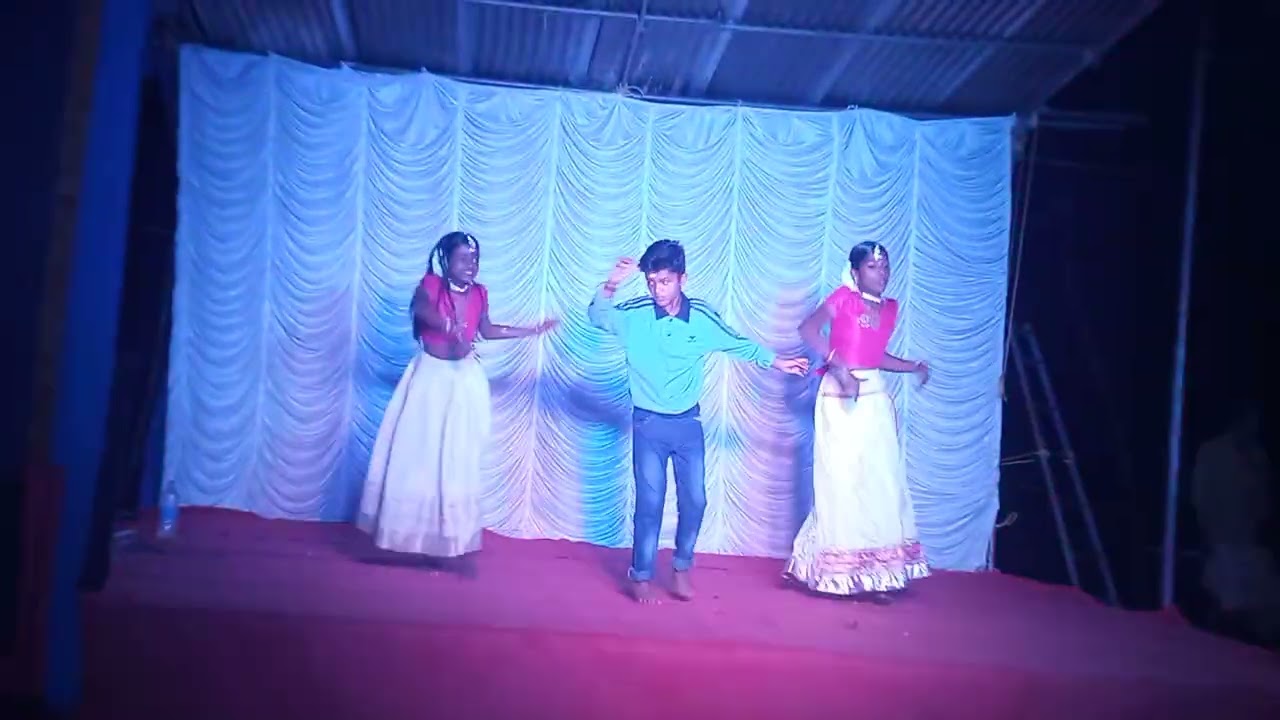 Me with my friends 💃😍