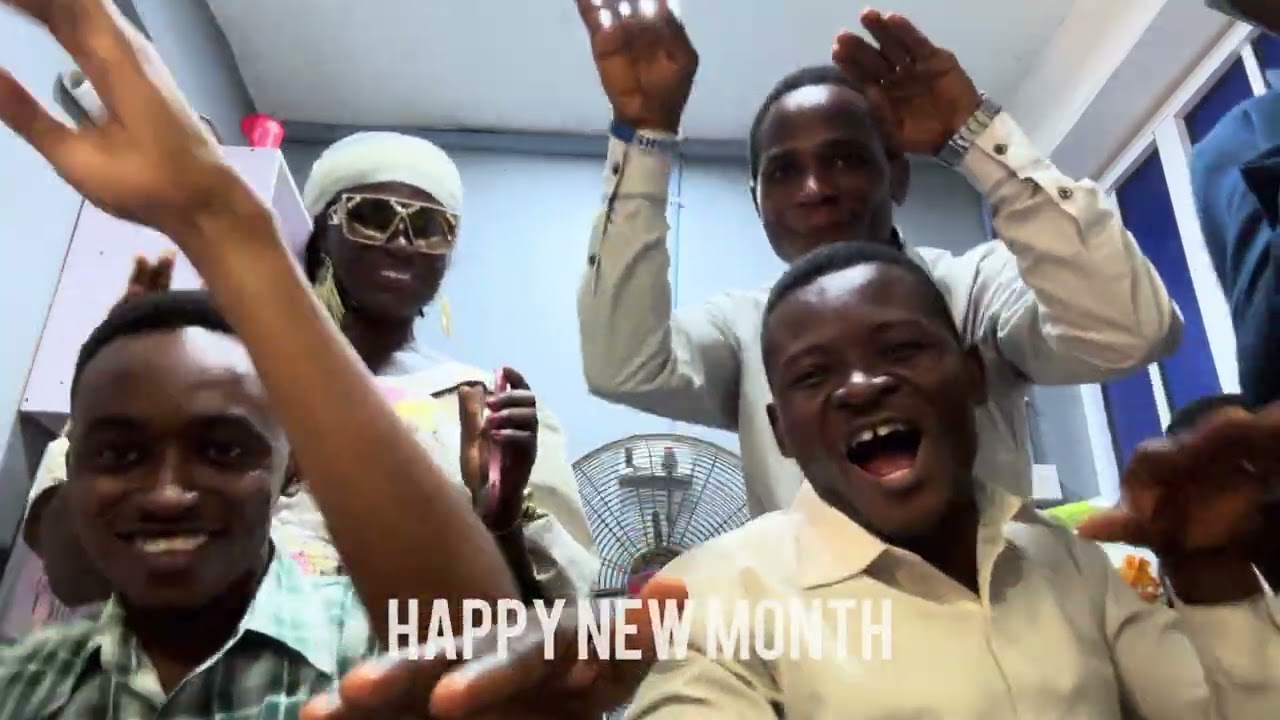 Happy Sunday & Happy New Month