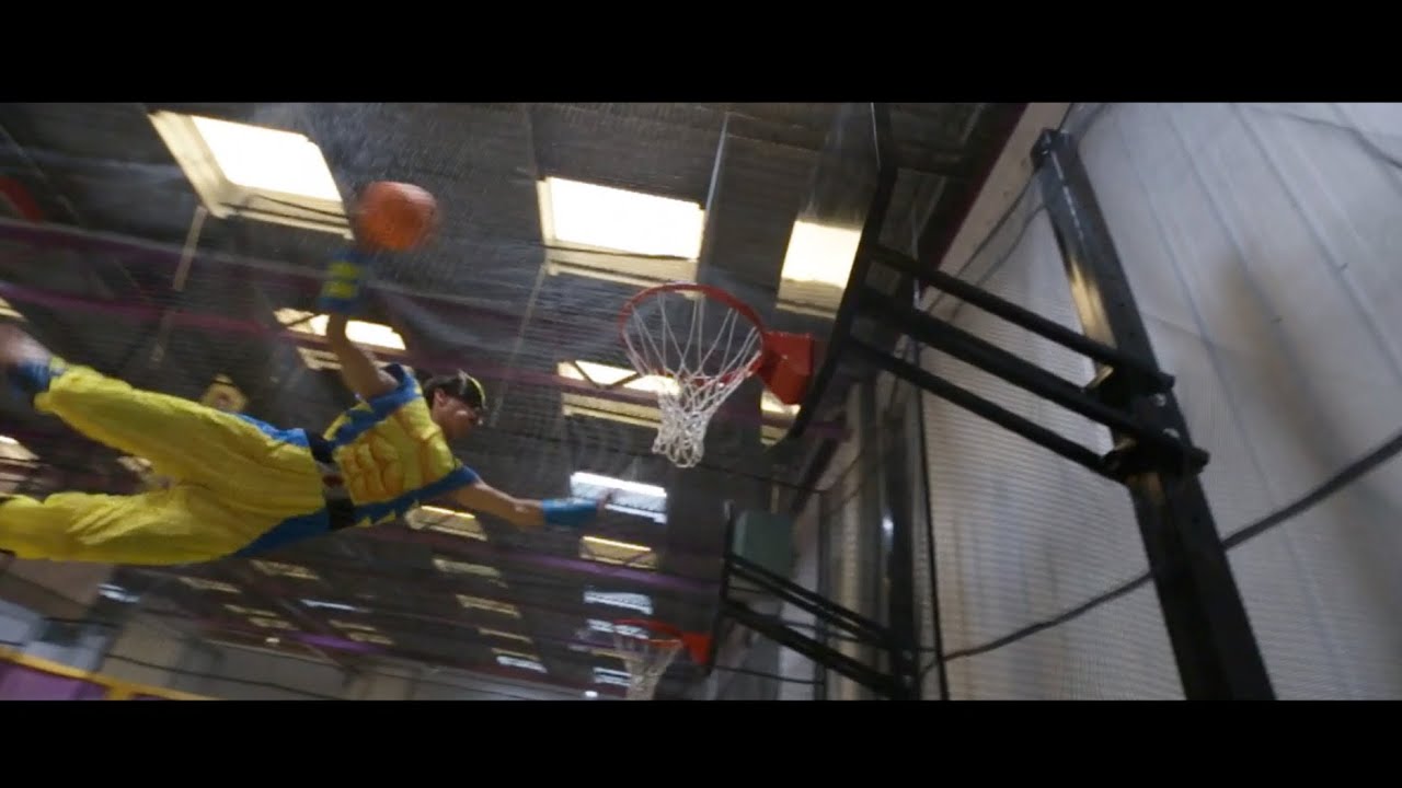 SUPER TRAMPS - Héros with Trampolines
