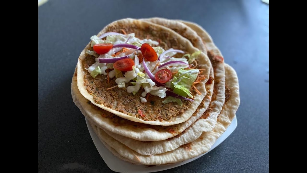 Turkse pizza / Lahmacun