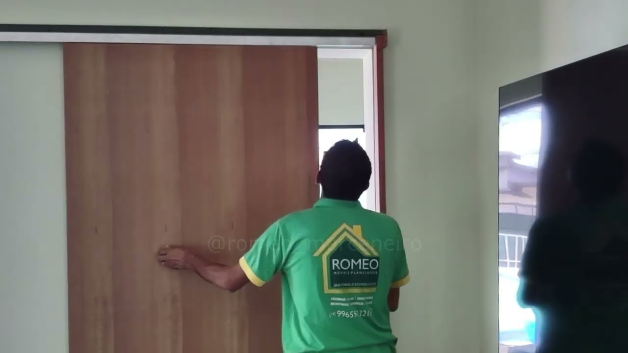 Dicas instalando porta de correr na casa do cliente