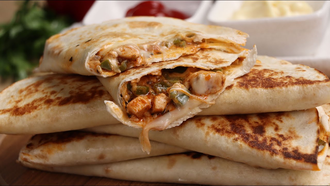 سندويشات الدجاج بطريقة رائعة جداً