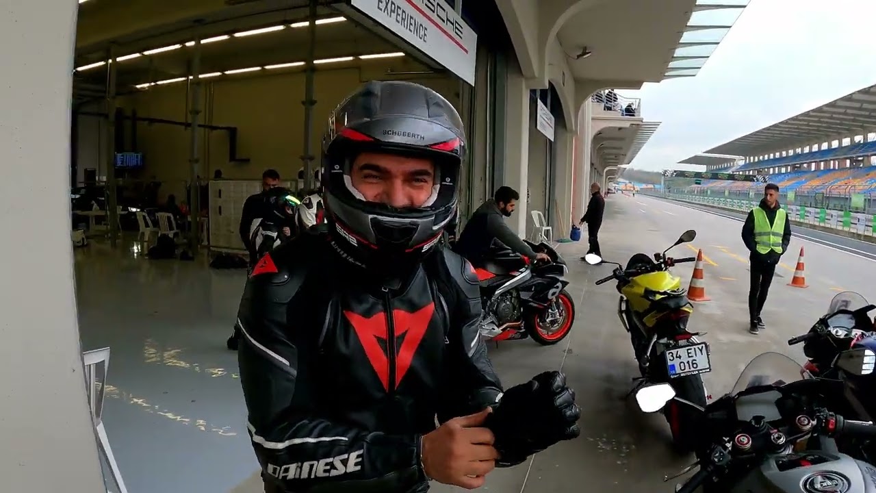 İstanbul Park Pist Günleri: Adrenalin Dolu Anlar! 🏍️🏁