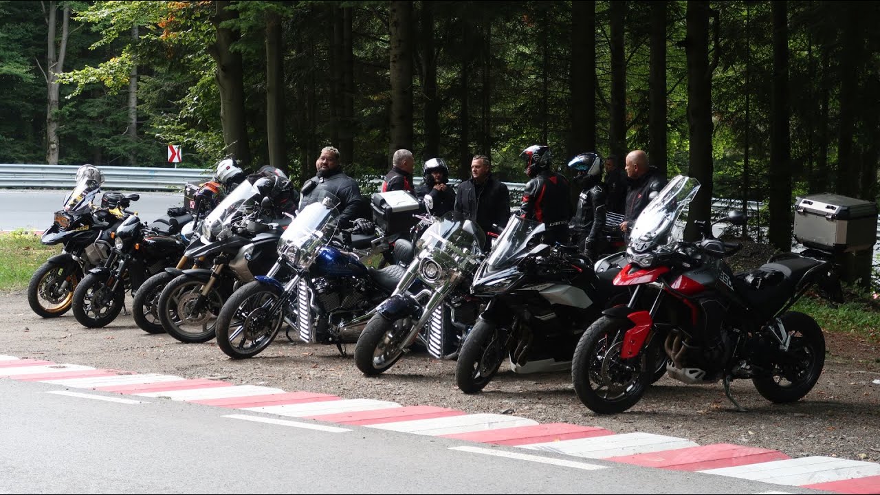 Wycieczka motocyklowa po Małopolsce z Defender Team