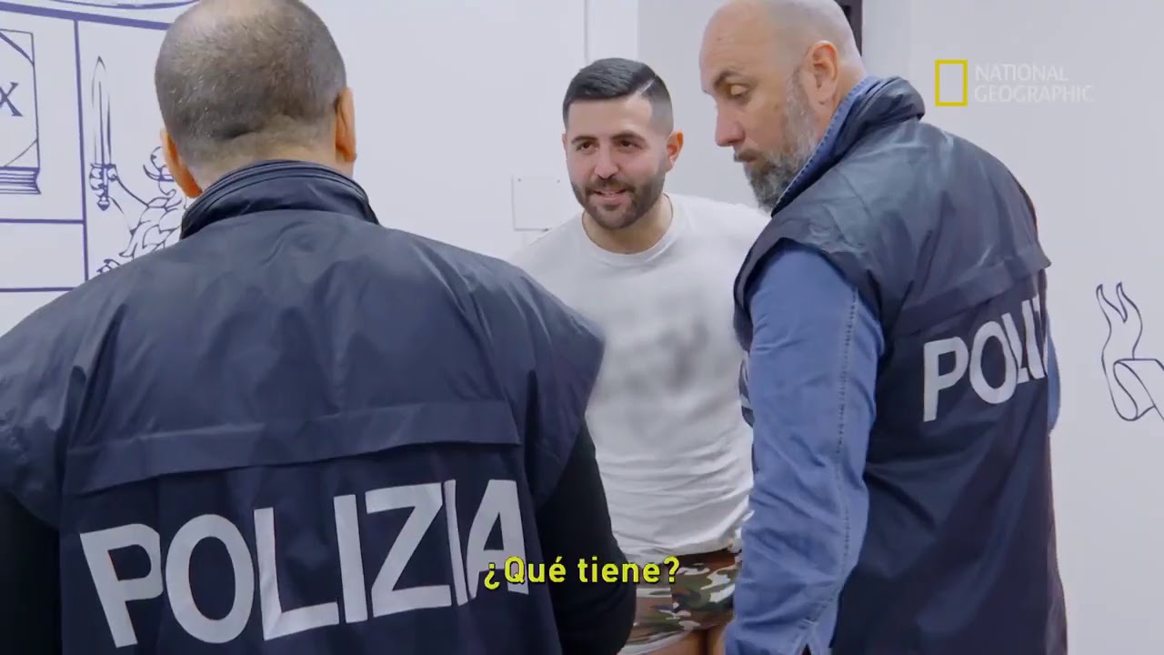 Alerta Aeropuerto Roma capítulo 5. Un paquete especial.