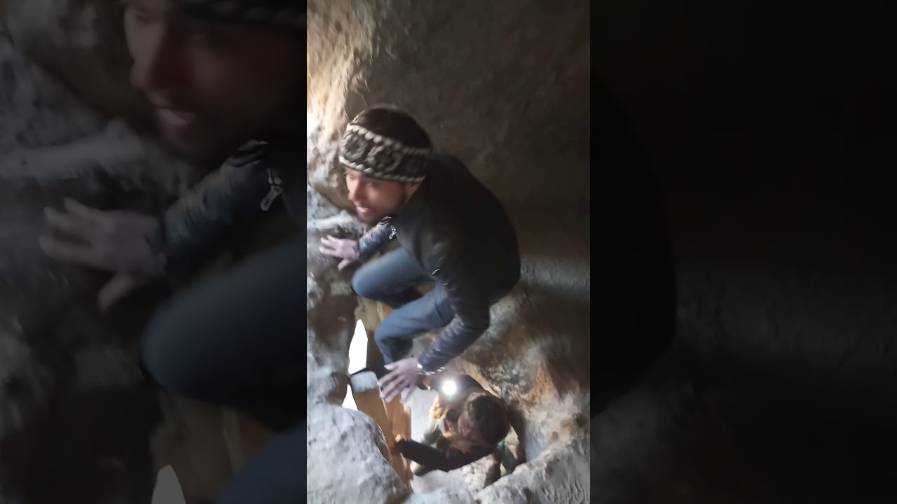 SHIJA JHONG CAVE, CHHOSER, UPPER MUSTANG