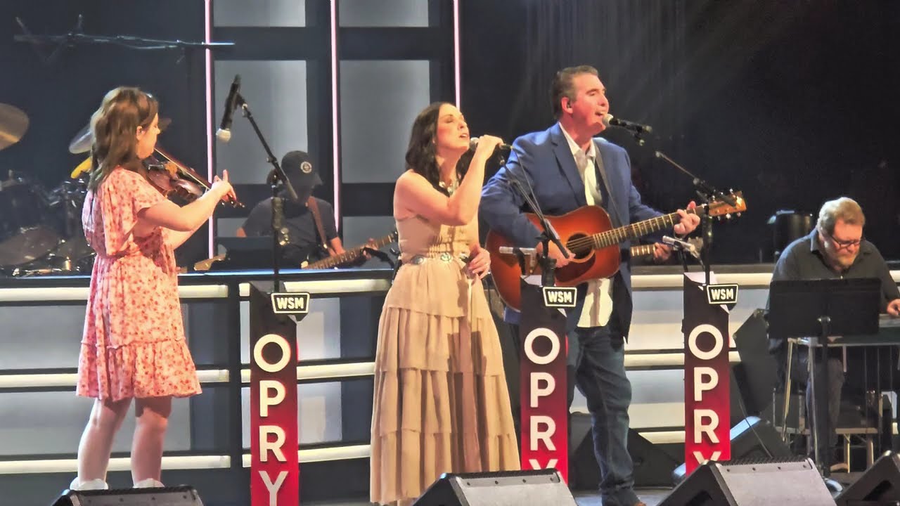 Go Rest High on That Mountain - Grand Ole Opry with Darin & Brooke Aldridge