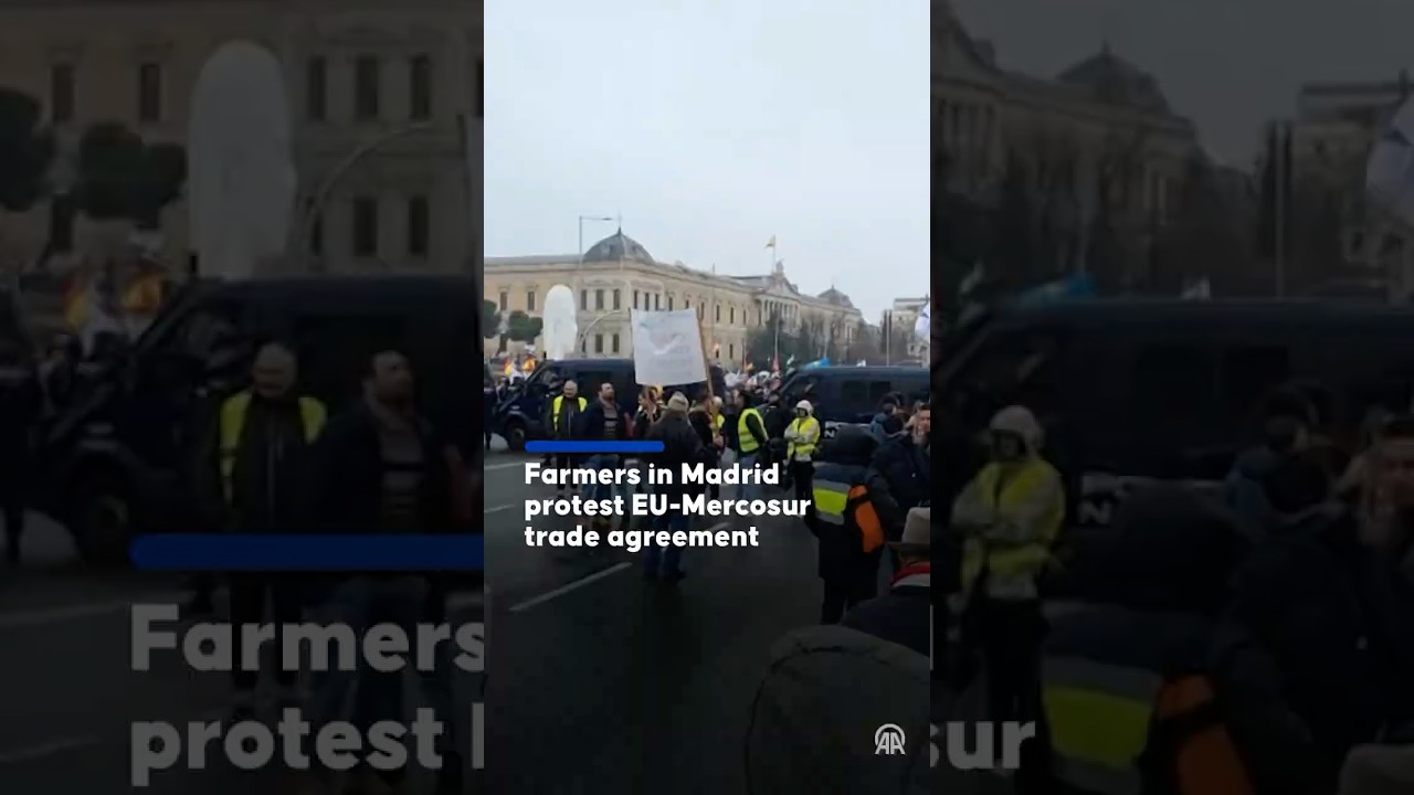 Madride protestuotojai mitinguoja prie&scaron; ES ir MERCOSUR laisvosios prekybos susitarimą