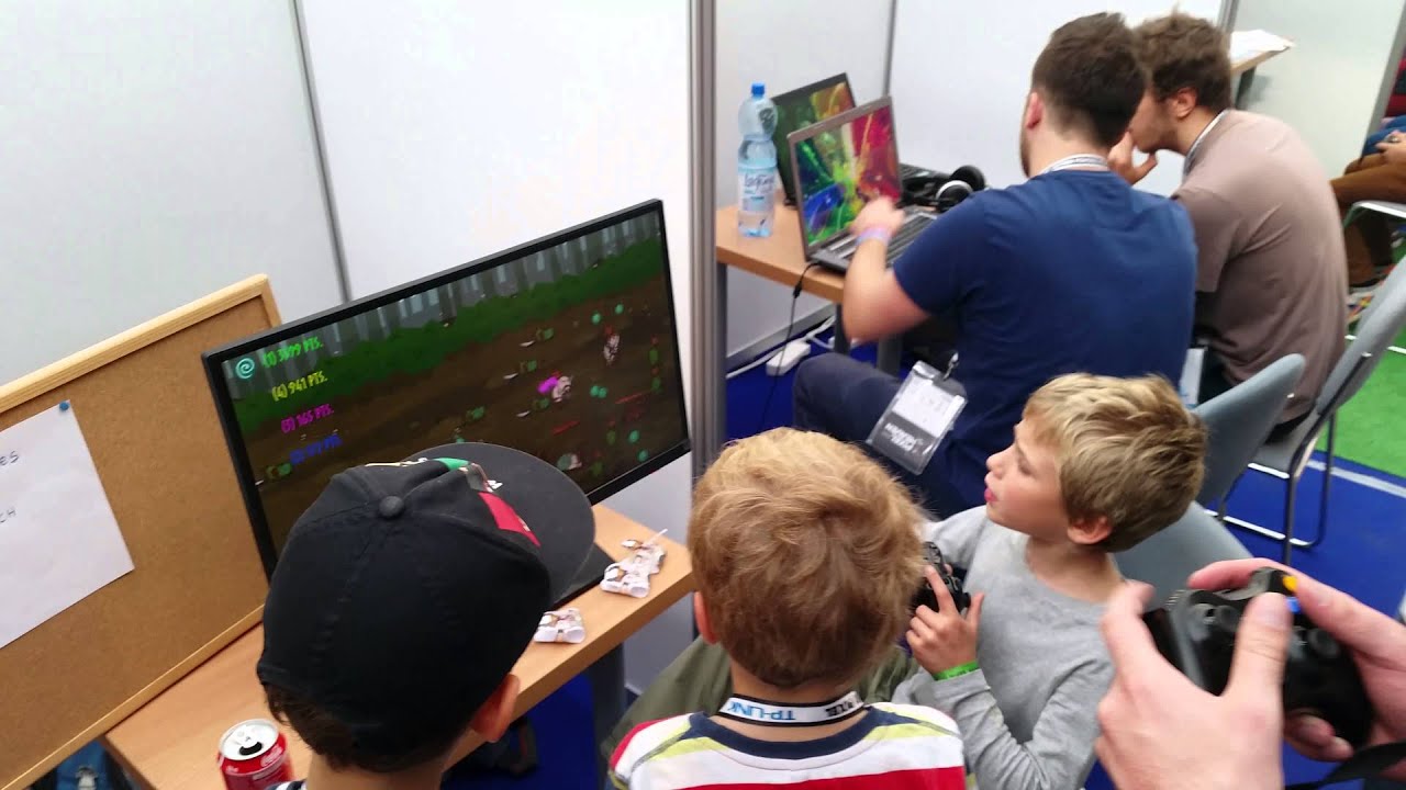 Kids playing Company of Viking on Pixel Heaven 2015