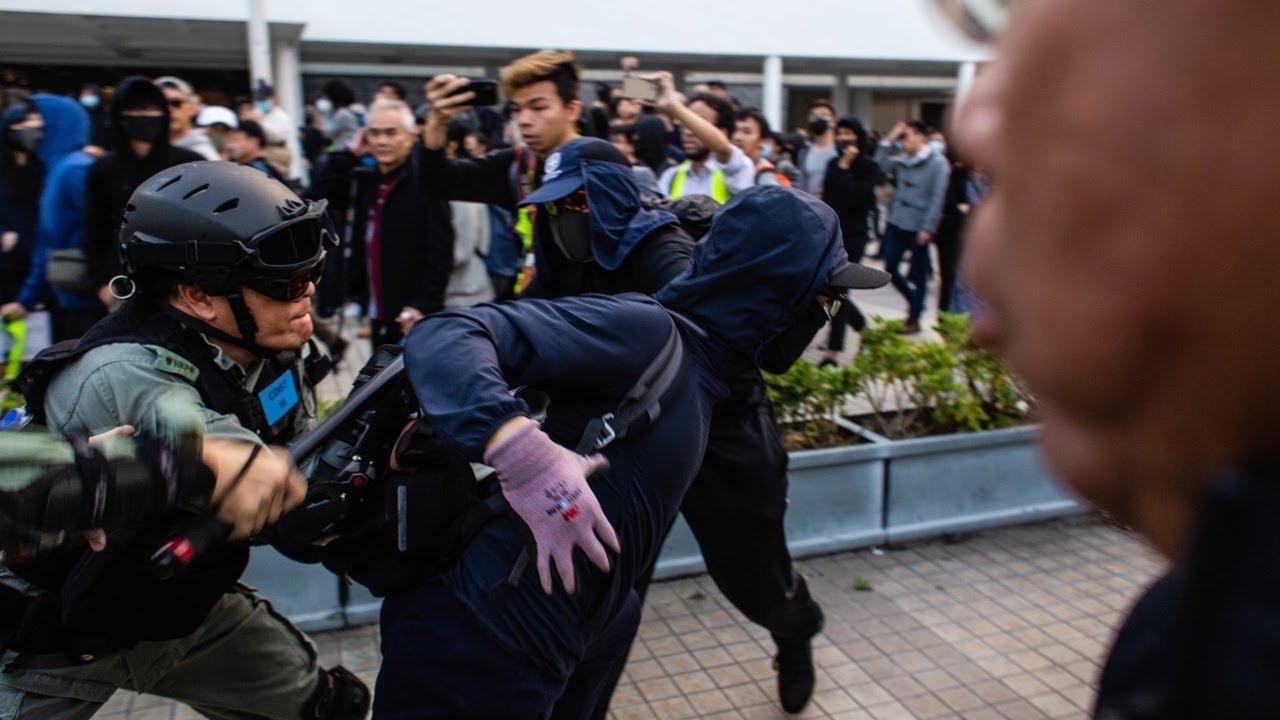 Hong Kong protests turn violent