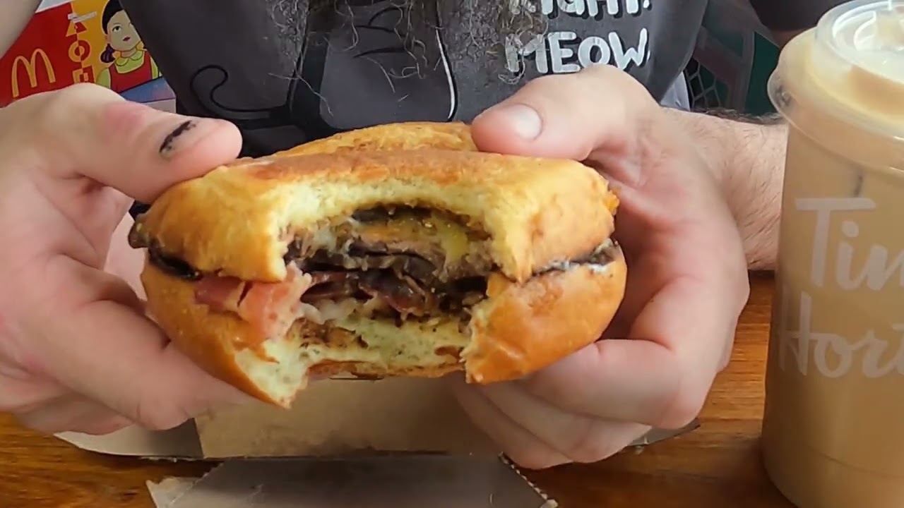 11 лучших сэндвичей ограниченного выпуска 2025 года! 🥪 Рейтинг: Firehouse, Mr. Sub, Tim Hortons...