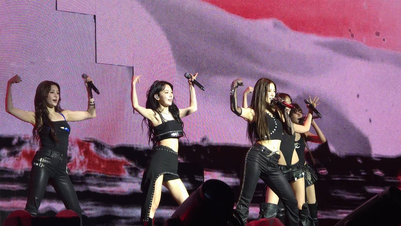 LE SSERAFIM 르세라핌 ‘Burn the Bridge’ + 'Unforgiven' + 'Antifragile' 250903 Newark Concert Fancam 직캠