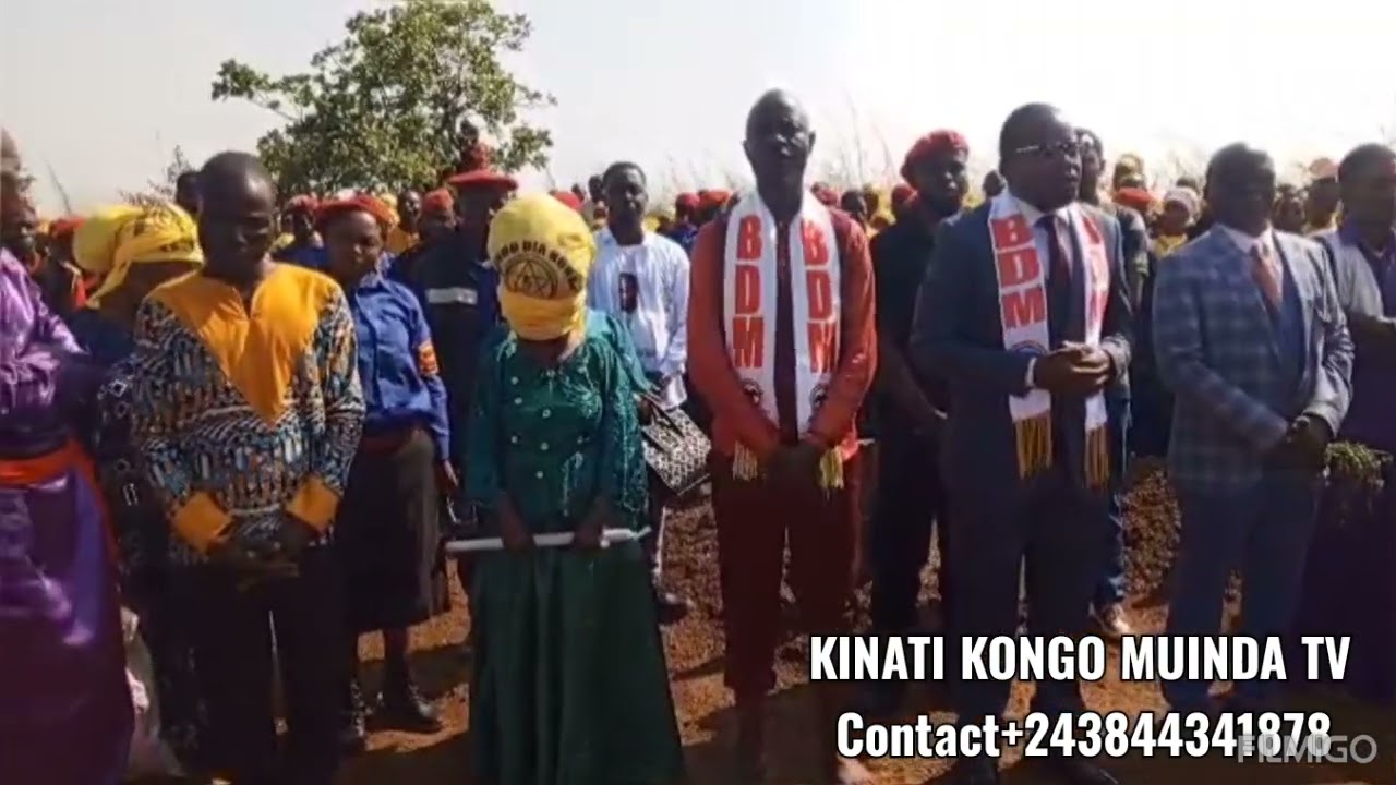 Suivez la visite de yaya lubondo au mausolée de ne muanda nsemi n'longi'a kongo.