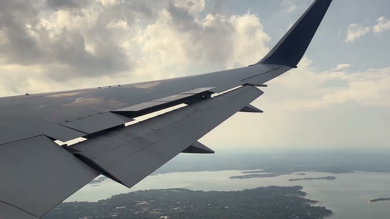Sunny JFK Landing | Boeing 767-300ER