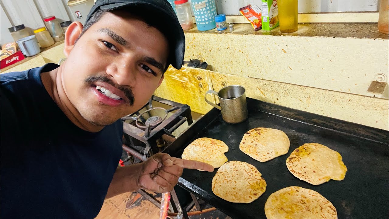 Aaj PG Mein Banaye Hai Aloo Paratha 🥵 || Bengaluru PG || #vlog 