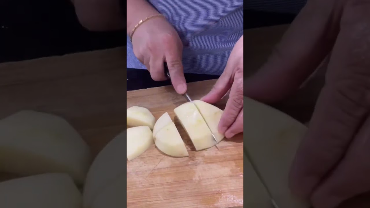 How to cutting potato into cubes #shorts