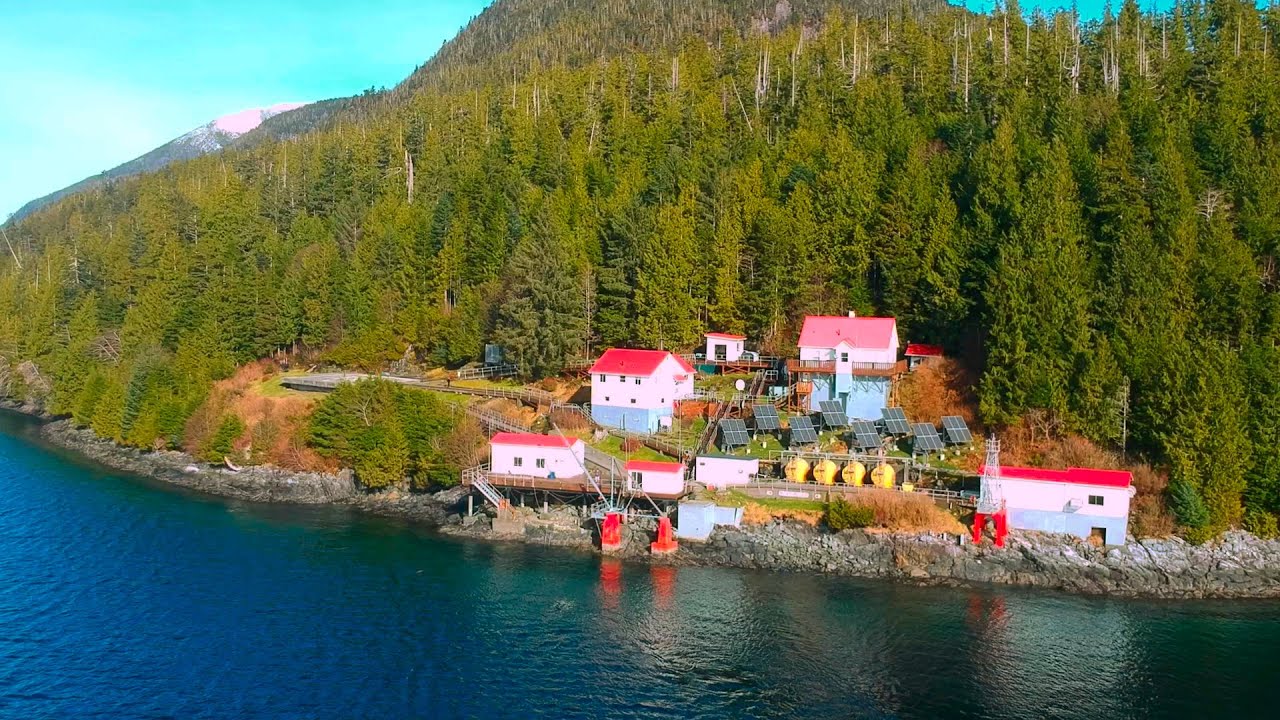 Lighthouse Keeper goes to a new station: Boat Bluff Lighthouse