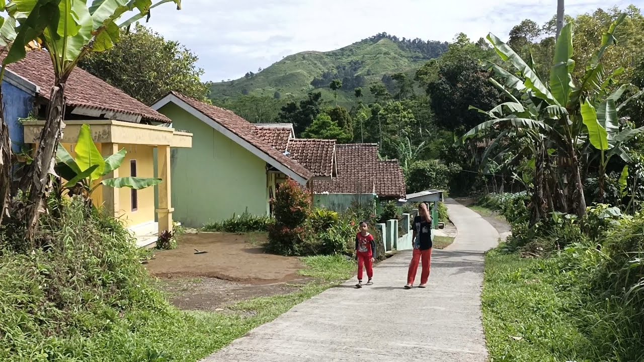 BIKIN BETAH!!! KAMPUNG DI ATAS PERBUKITAN