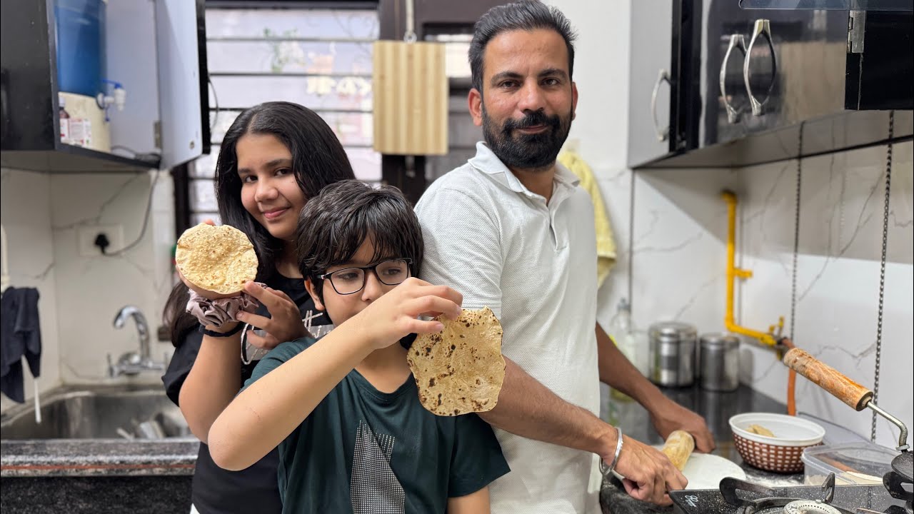 Kis ne Banai best roti😍( best chapati making challenge)