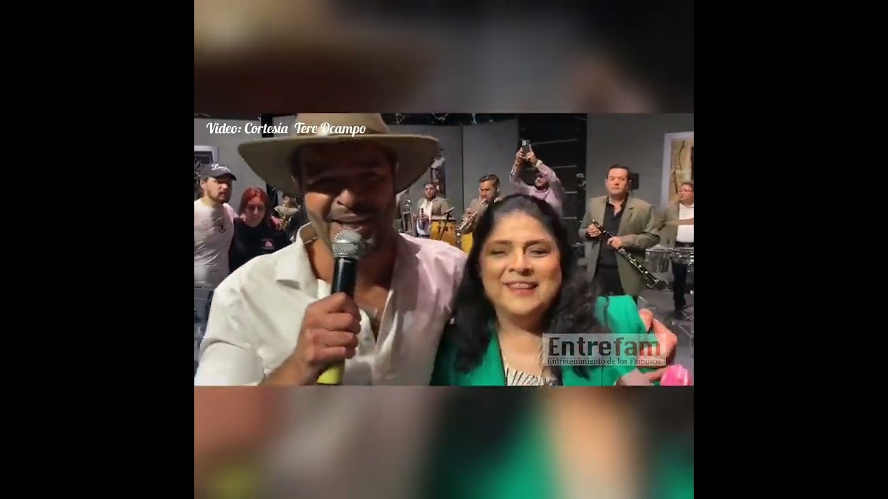 Victoria Ruffo Recibe Sorpresa Por Su Cumpleaños Con Banda,En El Escenario.