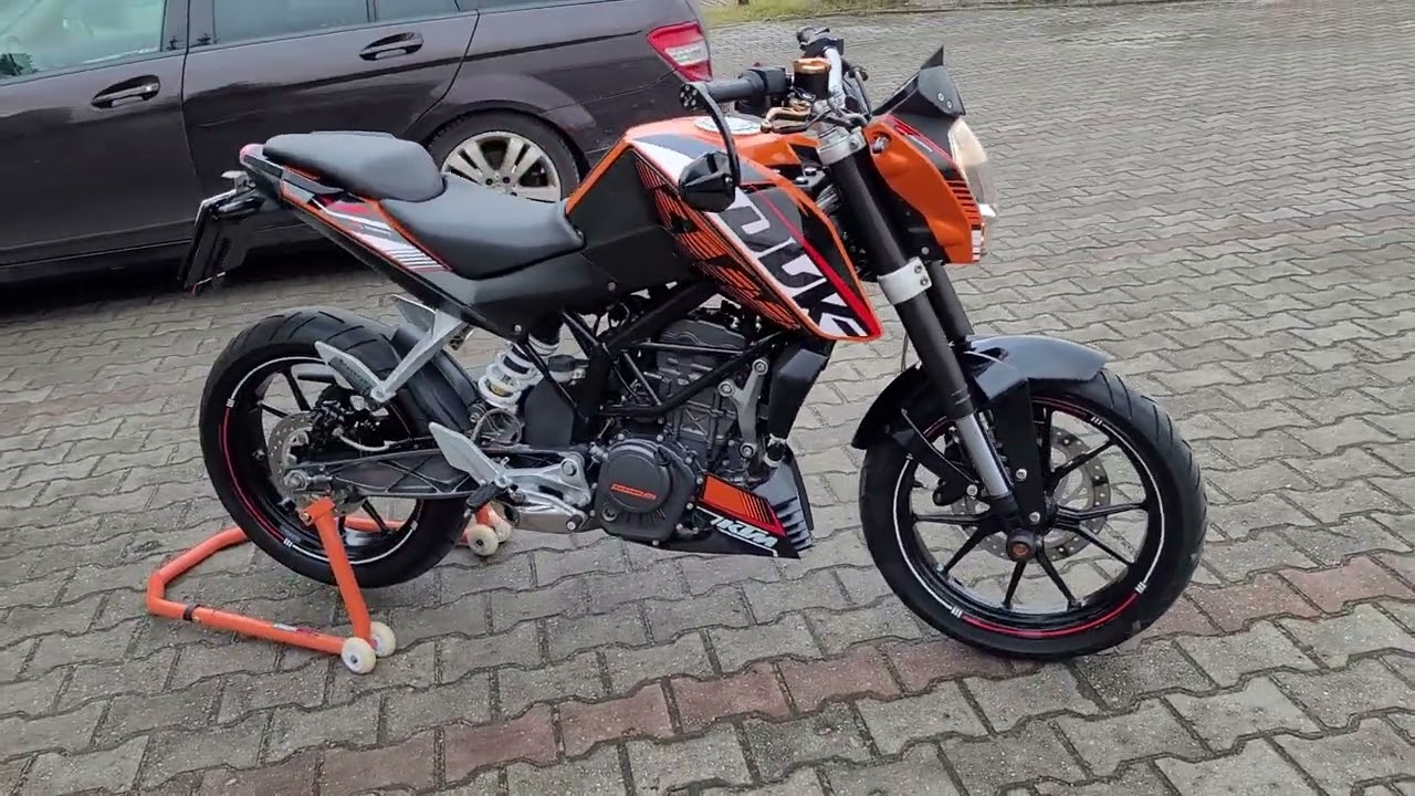 KTM DUKE 125 2011