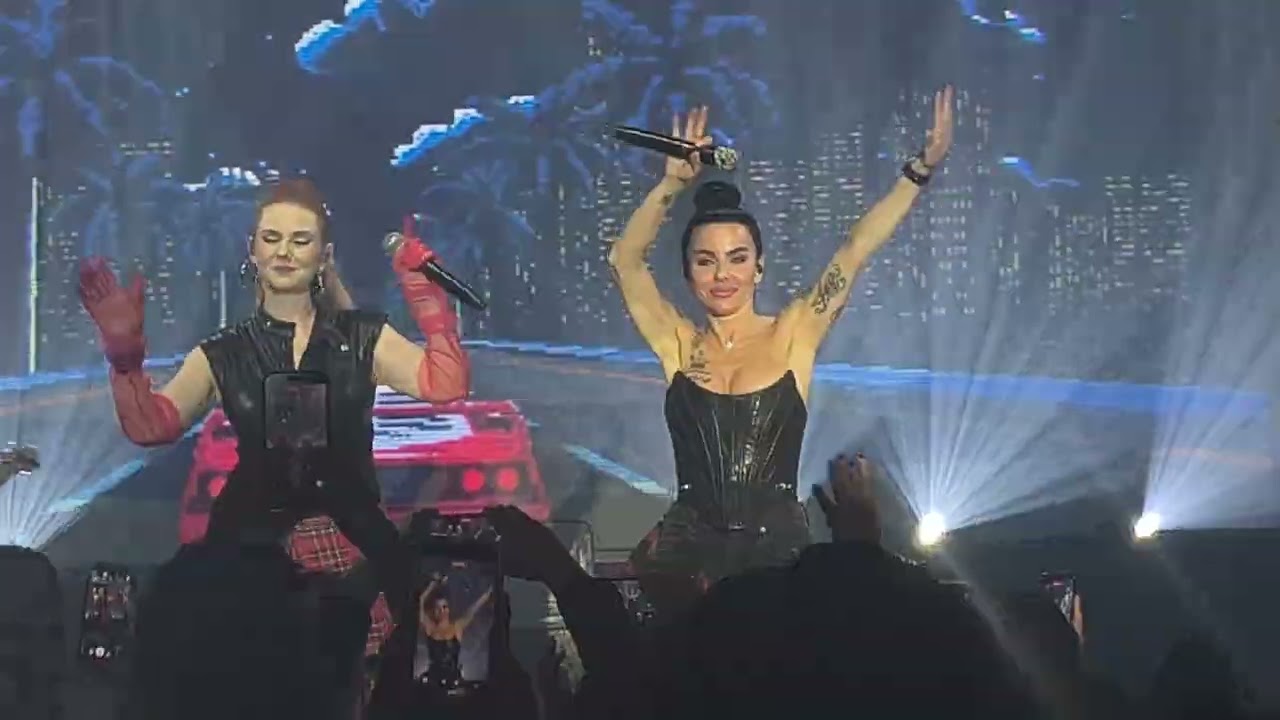 t.A.T.u - Нас не догонят-concierto CDMX La Maraka 02/12/2025