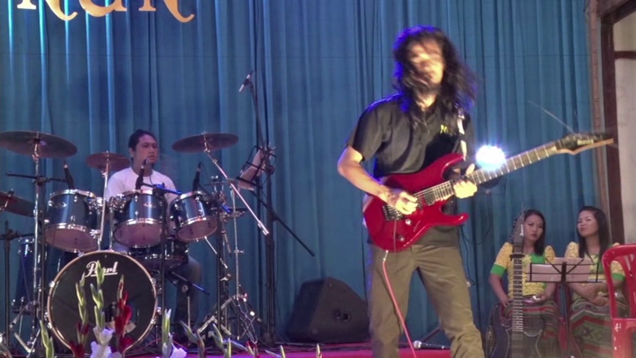 C Peter Wright Amazing Guitar Show