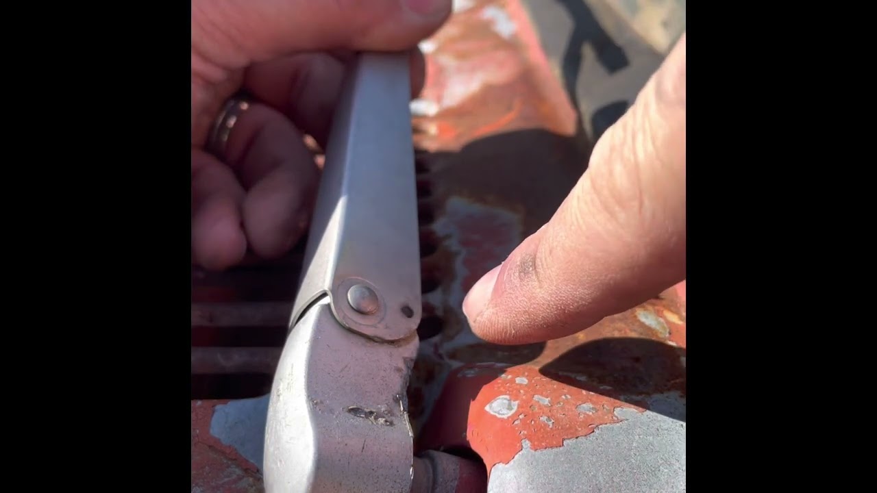 F100 wiper arm removal