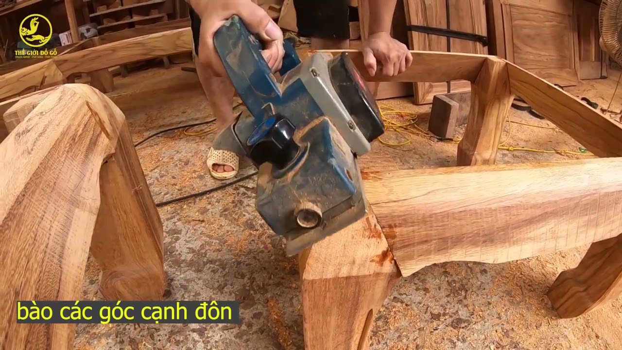 Anh thợ mộc.may mắn và quy trình biến khúc gỗ ven đường thành bộ ghế như nào có tại(thế giới đồ gỗ)