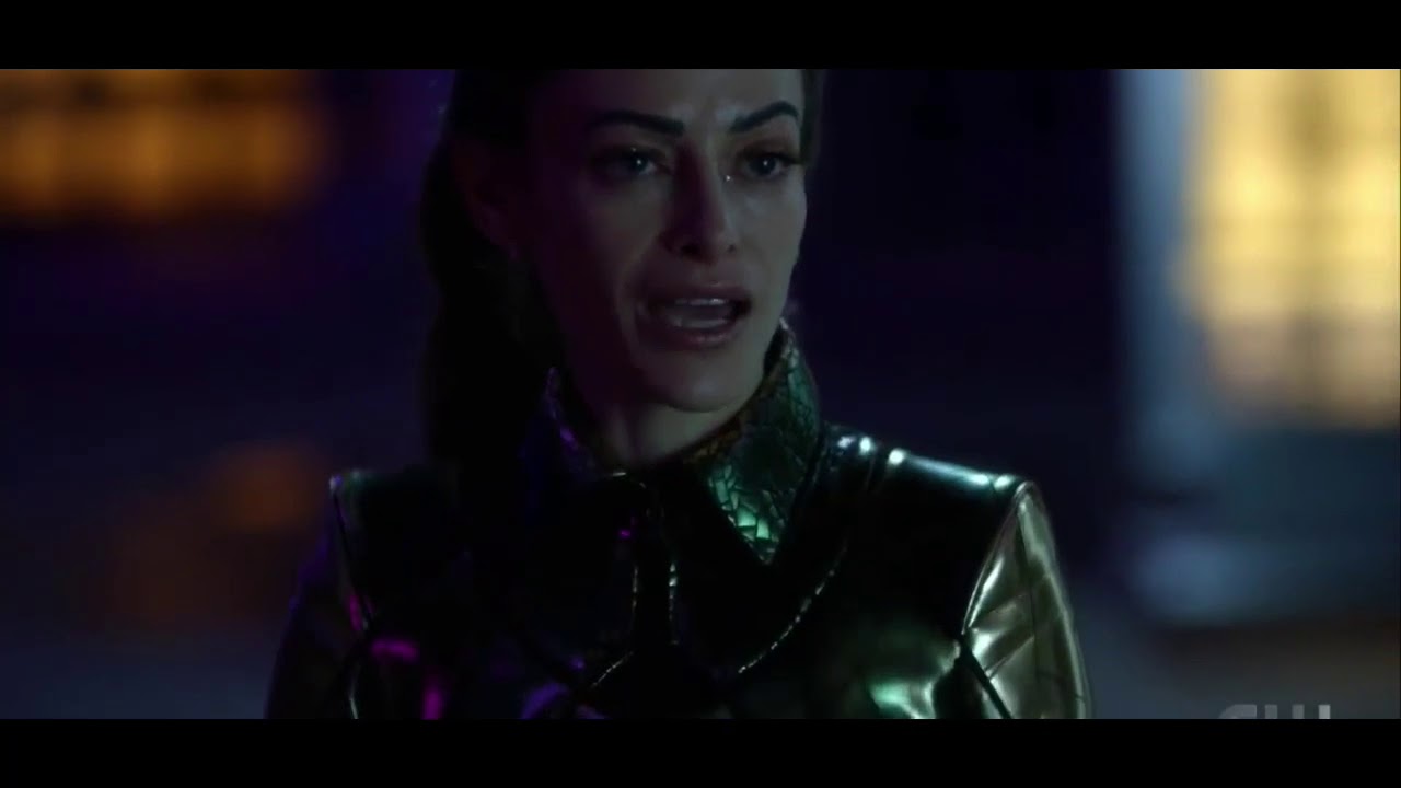 The Flash 7x03 - Team Flash vs Mirror Monarch