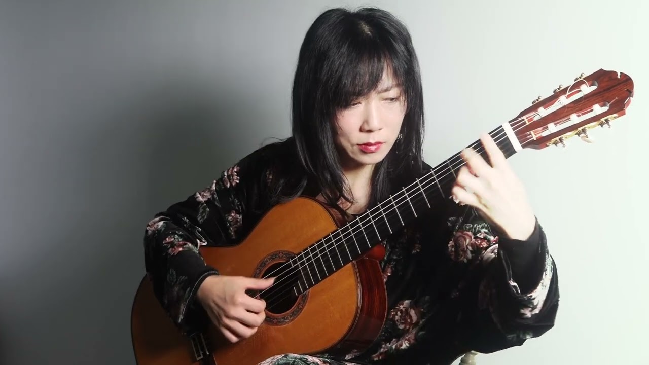 Xuefei Yang - Luiza by Antonio Carlos Jobim (arr. Raphael Rabello)