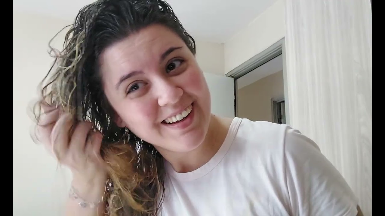 Asmr finalizando o cabelo.