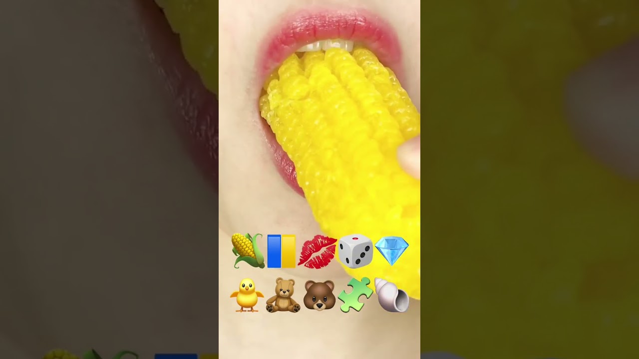 НЕЧТО ВЫЛЕЗЛО ИЗ ТЕМНОТЫ