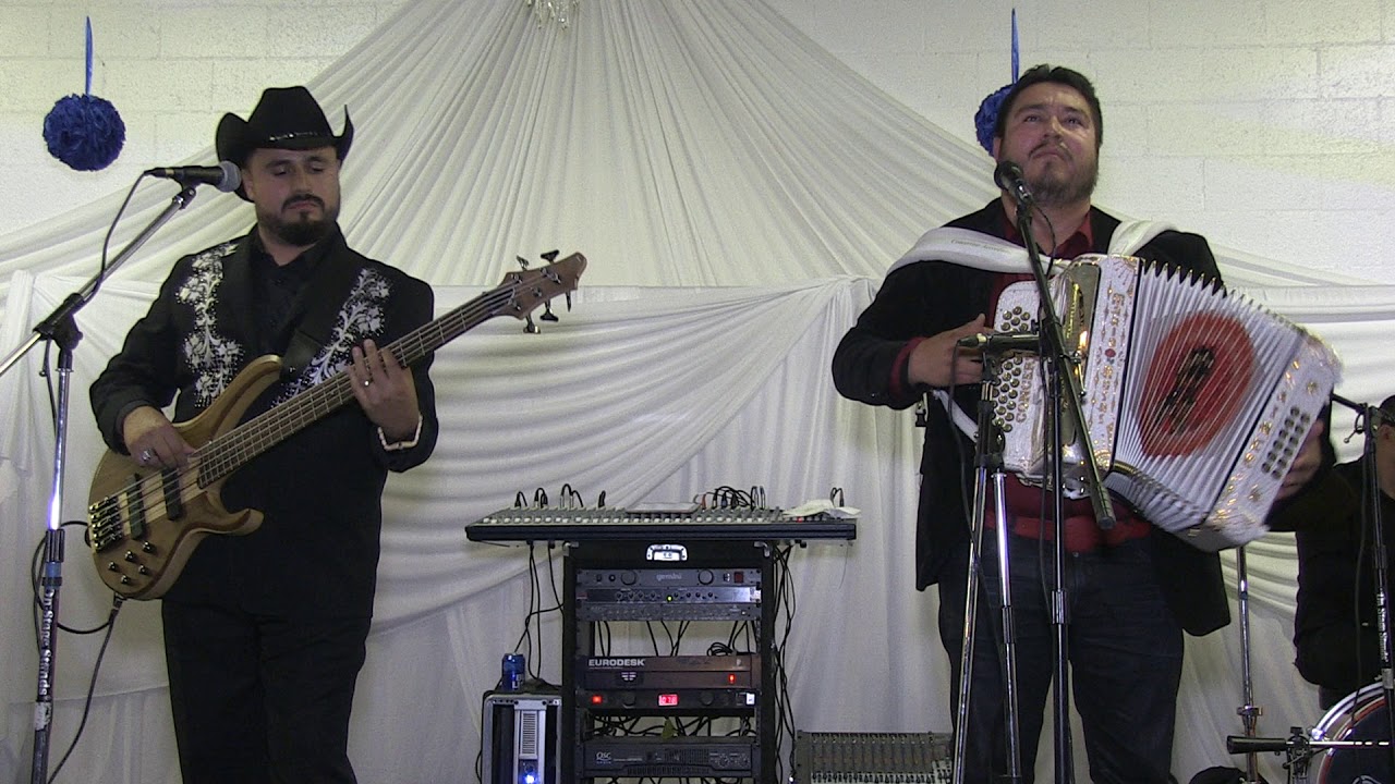 MARIO ROSAS -  EN LAS CUMBRES DE UN VERDE MEZQUITE - VIDEO 