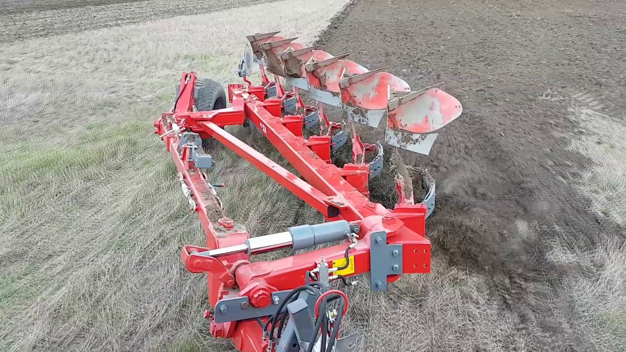 VIS XL S Unia Machines, Finland, with Massey Ferguson 7720 S