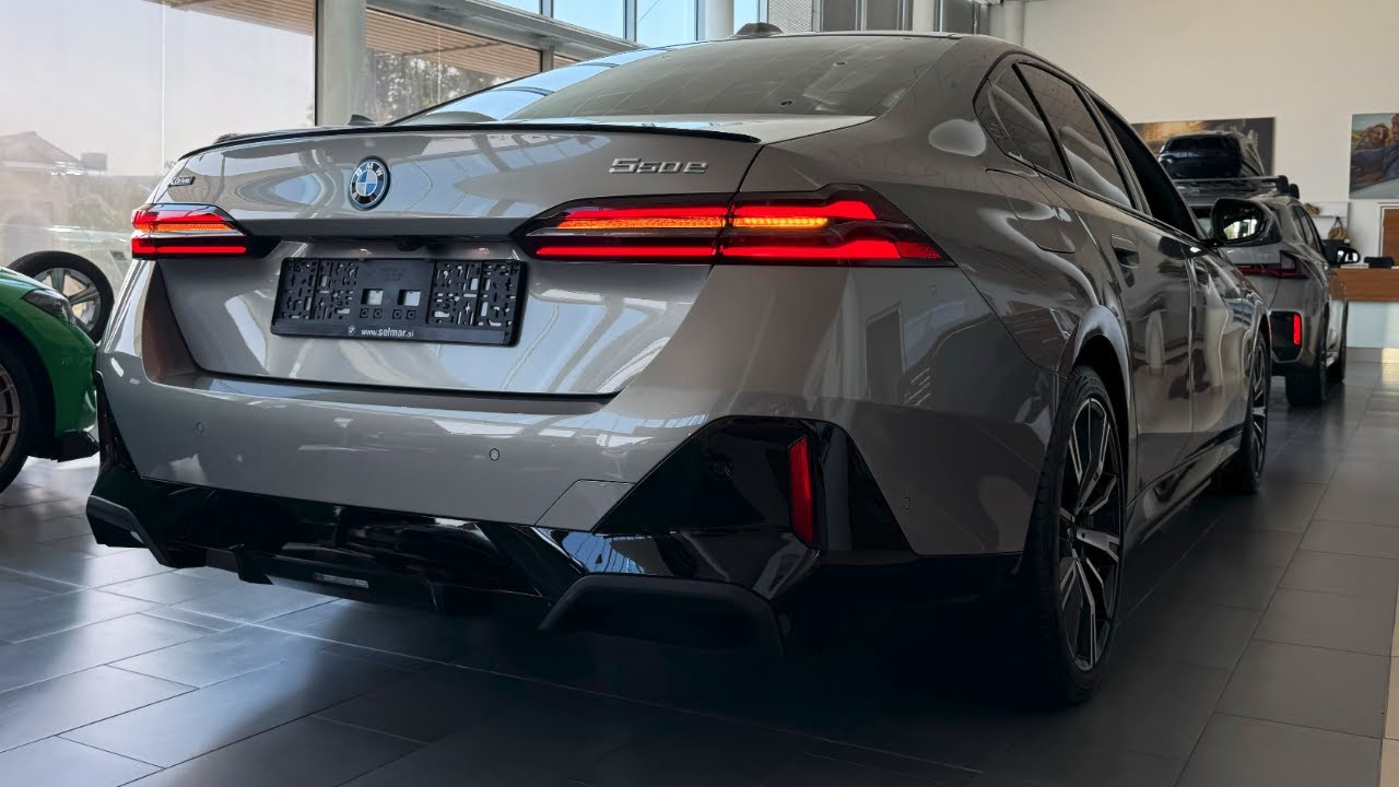 NEW BMW 5 Series 550e 2024  - Quick look