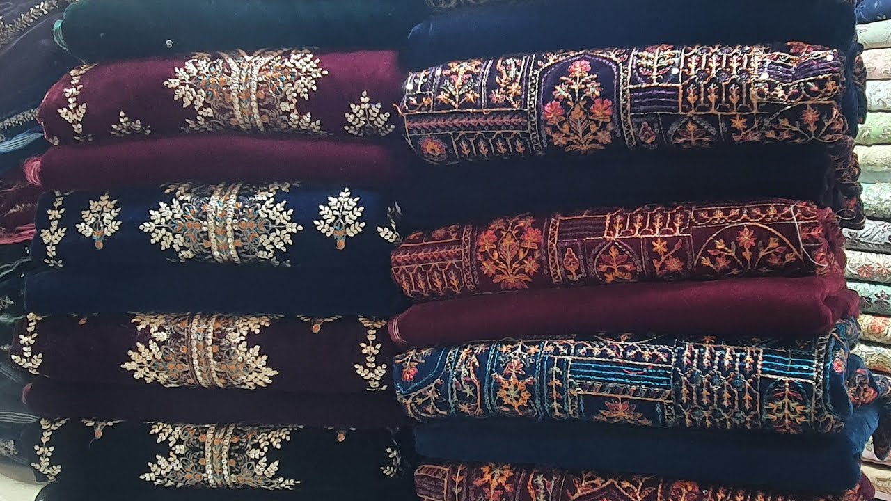 Pakistani Velvet Dress Design 2023 / Fancy Velvet Suits Collection Online / Party Wear Dresses