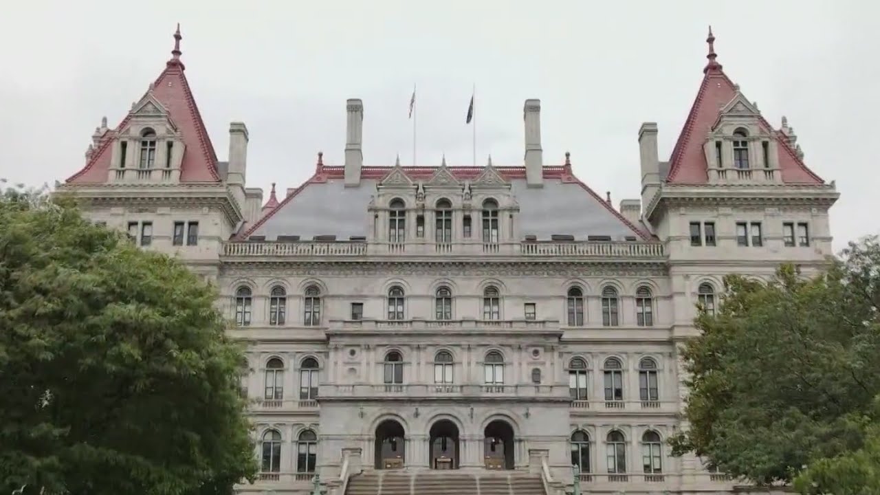 NYS lawmakers debating tax hikes during budget talks